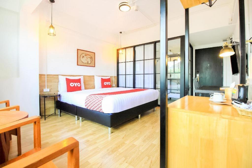 Kailub Rooms Hotel Bangkok Buitenkant foto