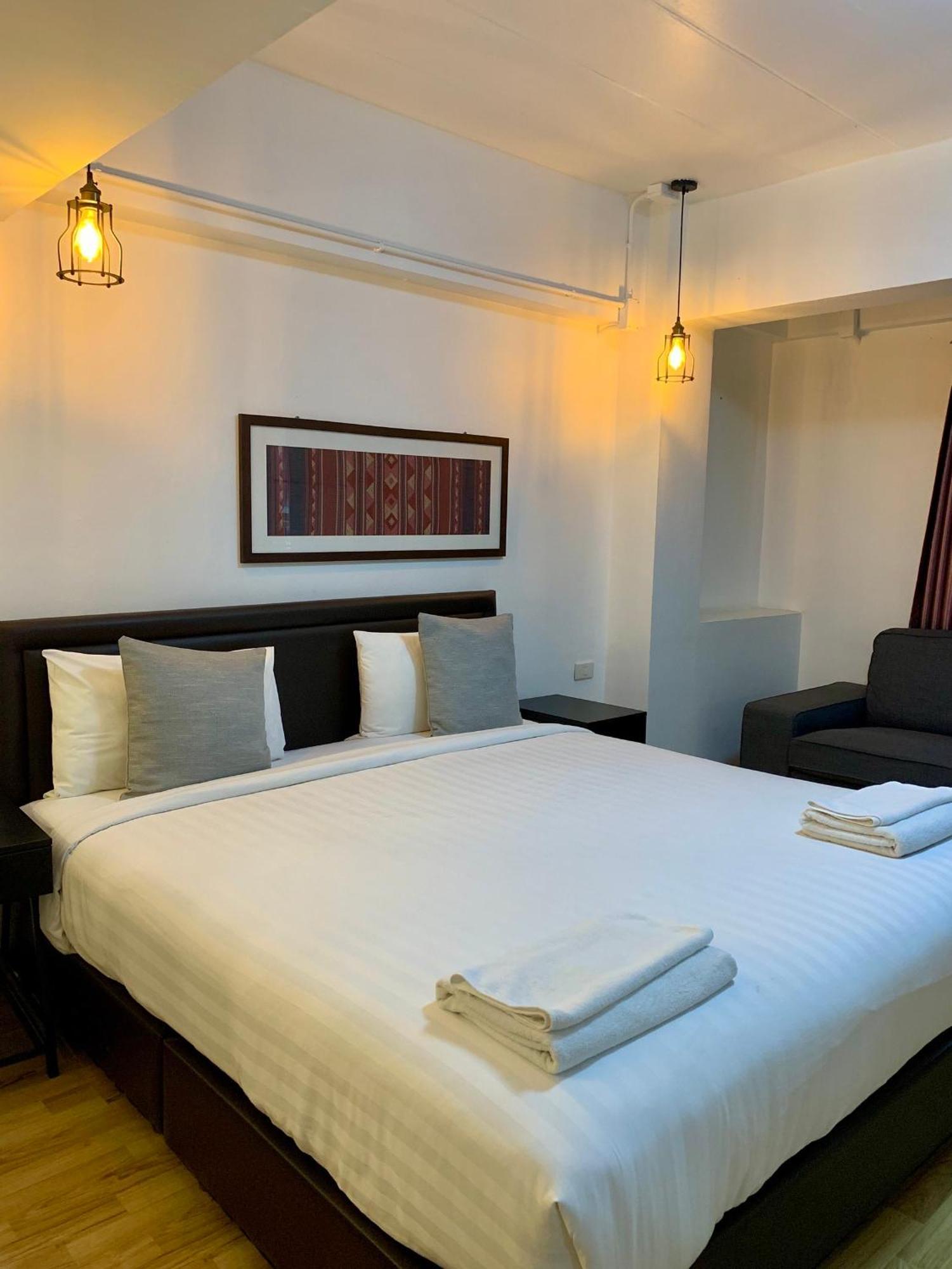 Kailub Rooms Hotel Bangkok Buitenkant foto